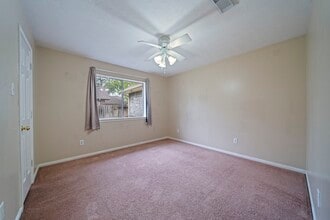 Building Photo - 7530 Alderly Dr