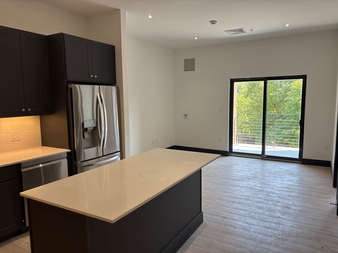 Primary Photo - Comfort Meets Convenience – 2-Bedroom Apar...