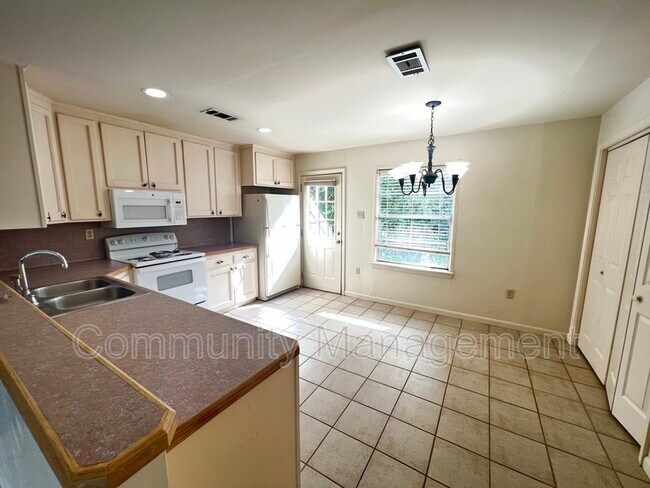 Photo - 4322 Chelsea Dr House