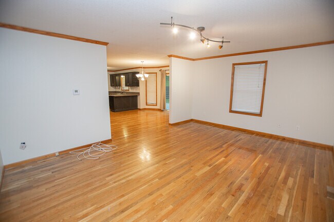 Foto del edificio - 1432 Eastview Dr