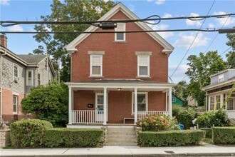 Building Photo - 31 Bliss Rd