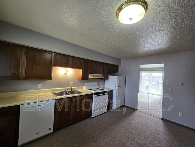 Foto del edificio - 101 16th Ave NW