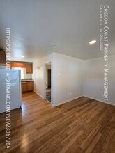 Building Photo - 3415 US-101