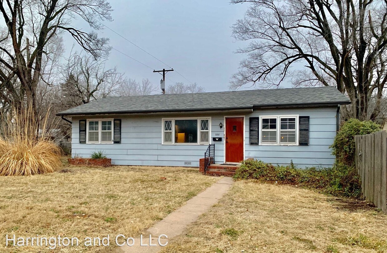 Primary Photo - 3 br, 1 bath House - 320 E 5th Street