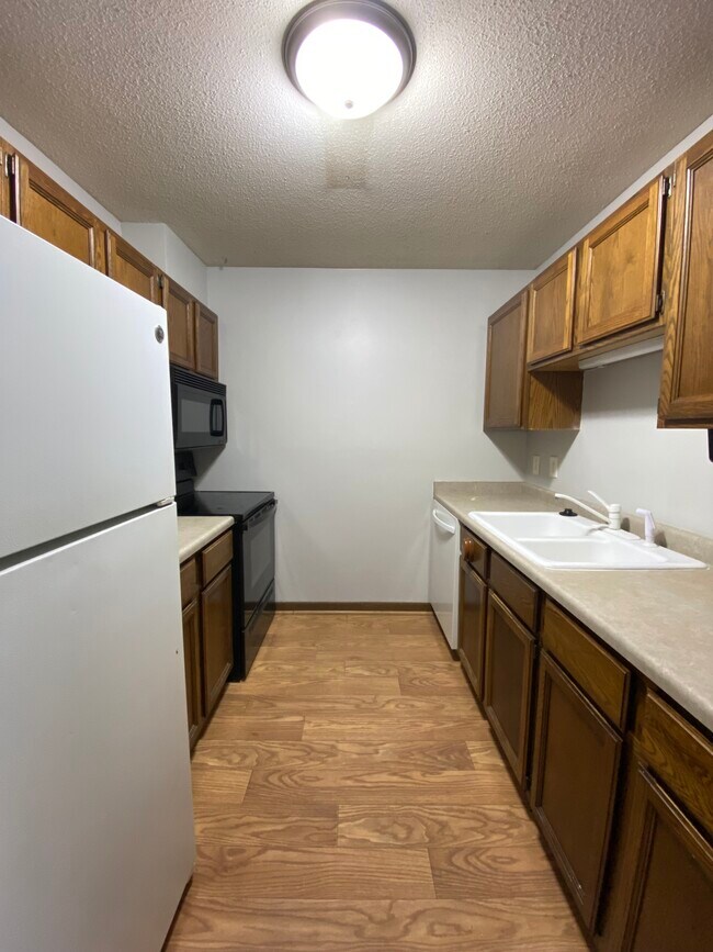Foto del edificio - 2106 Valleyhigh Dr NW