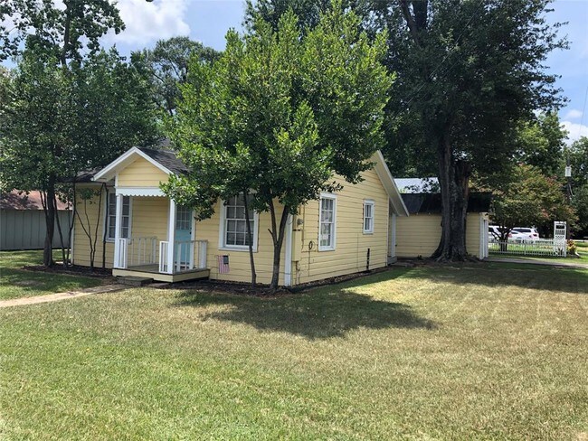 Foto del edificio - 400 S Oak St