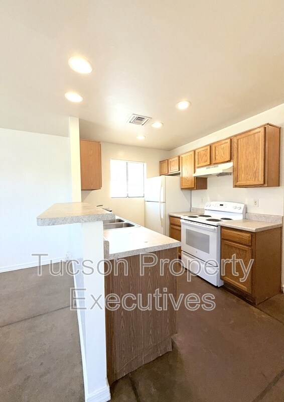 Foto del edificio - 1015 E 24th St