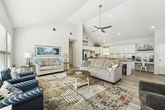 Building Photo - 1714 TX-87