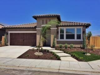 Building Photo - Stunning Home In a wonderful neighborhood