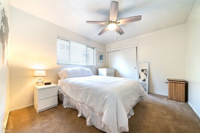 Building Photo - 1 br, 1 bath  - 616 23rd St