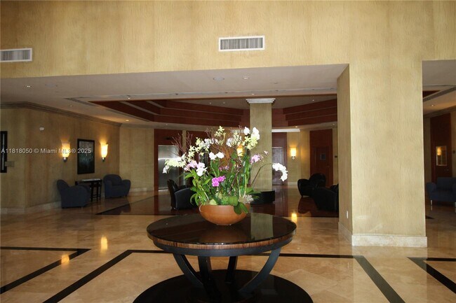 Foto del edificio - 7910 Harbor Island Dr