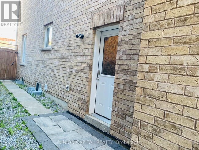 Building Photo - 849 William Lee Ave