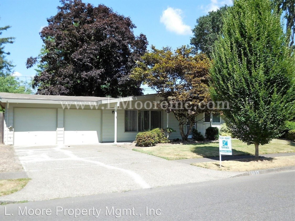 Primary Photo - 6895 SW Rollingwood Dr