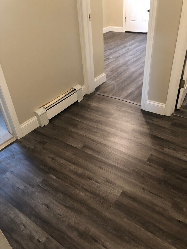 Building Photo - 84 Broad St