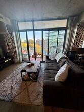 Building Photo - 1290 Dundas St E