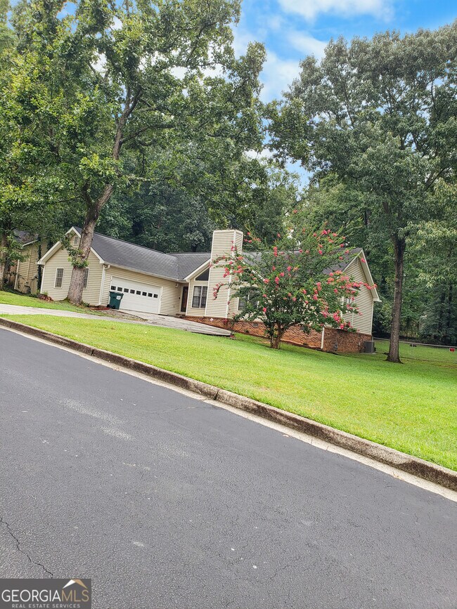 Foto del edificio - 2104 Pleasant View Ct SW