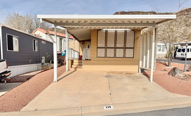 Foto del edificio - 55+ Community 1 Bed 1 Bath.