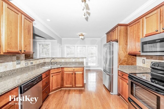 Foto del edificio - 8624 Highlands Dr