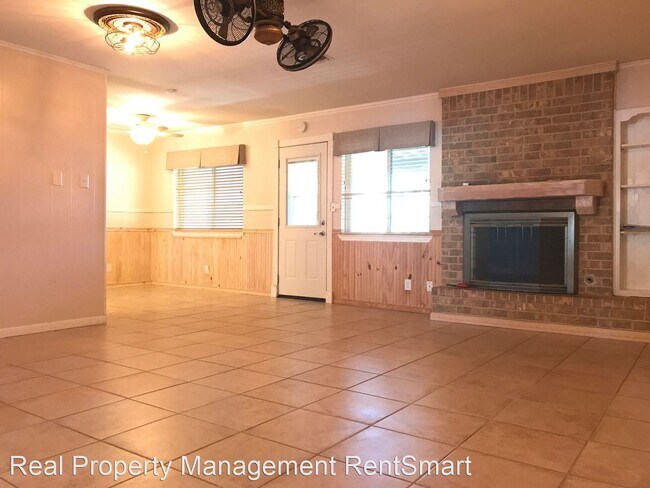 Building Photo - 3 br, 2 bath House - 2802 Winston Court