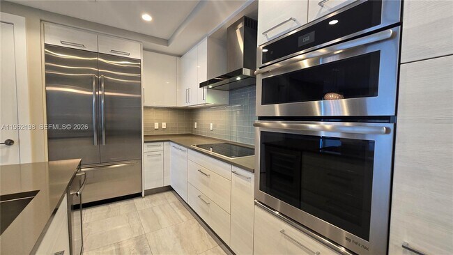 Foto del edificio - 100 E Las Olas Blvd