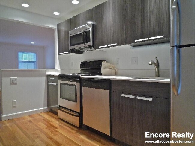 Foto del edificio - 75 Wyman St