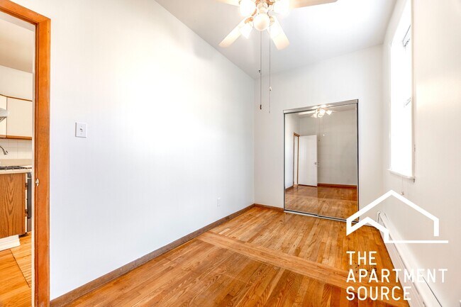 Building Photo - 2968 S Loomis St