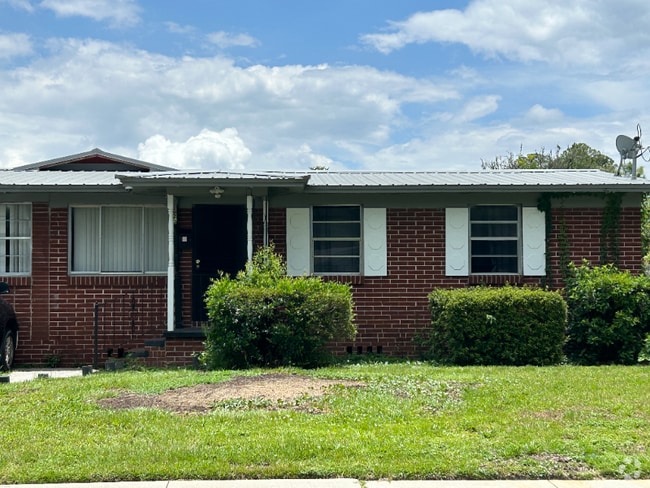 Building Photo - 2620 Wilkins Ct