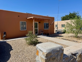 Building Photo - 143 W Gallagher Ave