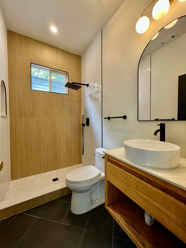 Photo - 1075 Irving St House