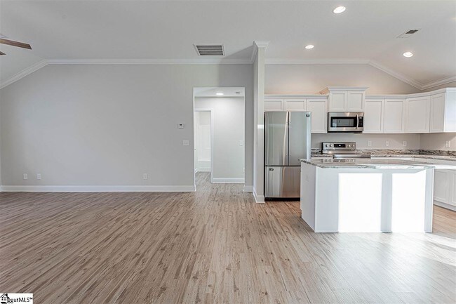 Building Photo - 739 Cool Creek Dr