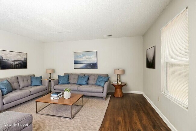 Foto del edificio - 1907 Dunsmore Ln