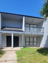 Building Photo - 4226 Walnut Hills Dr