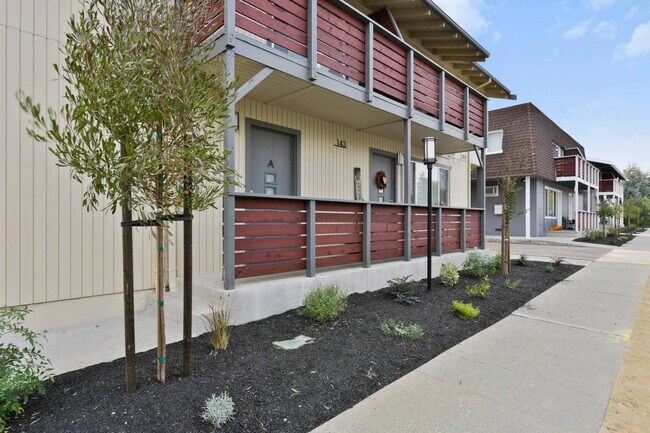 Foto del edificio - 131 Virginia Hills Dr