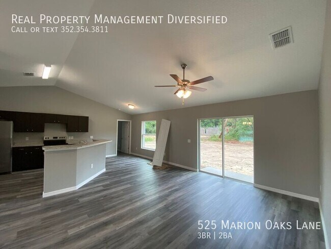 Foto del edificio - 525 Marion Oaks Ln