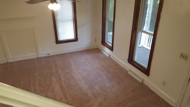 Living room - 3466 Littlestown Pike