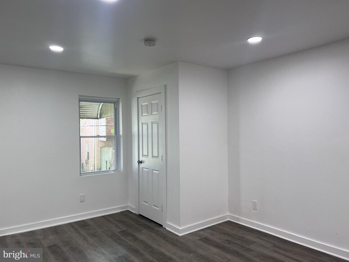 1129 Remington St, Chester, PA 19013 Townhome Rentals in Chester PA