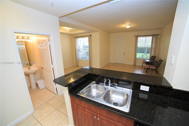 Building Photo - 4501 Mimosa Terrace