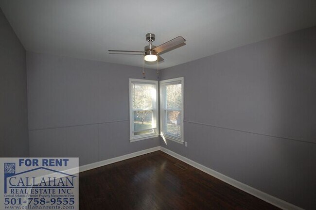 Foto del edificio - Updated Park Hill Home