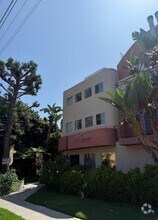 Building Photo - 6825 Haskell Ave