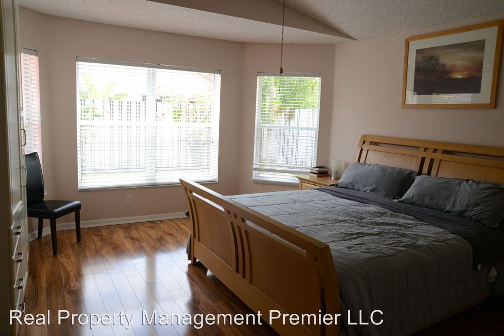 Foto principal - 17342 SW 18th St