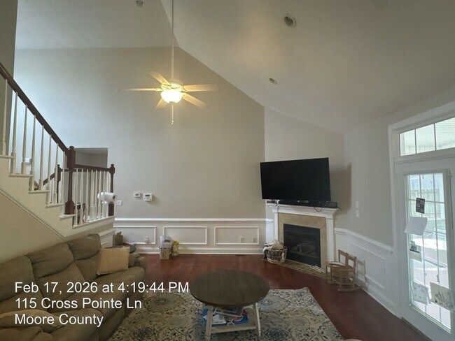 Foto del edificio - 115 Cross Pointe Ln