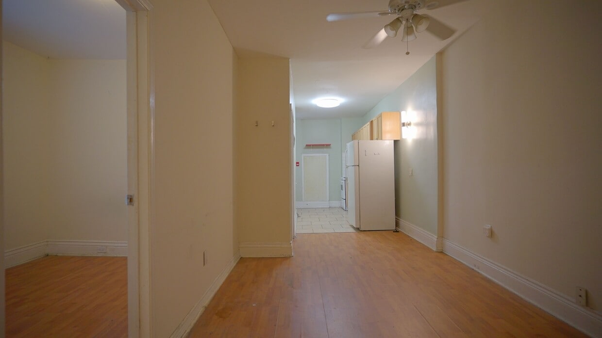 Primary Photo - 2 Linden St