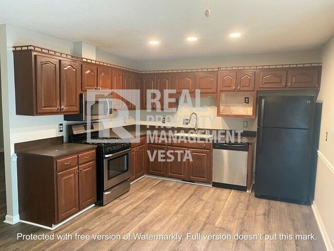Building Photo - Newly Updated Home in West Macon