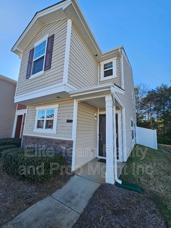 Building Photo - 453 Hunters Dance Road