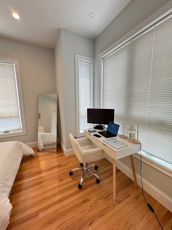 Foto del edificio - 353 Dorchester St