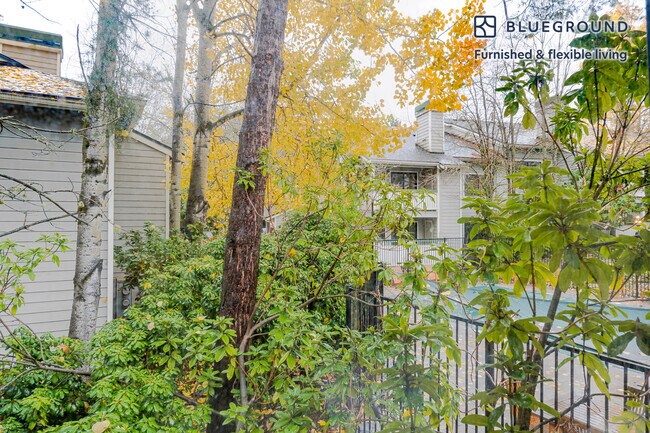 Foto del edificio - 15850 NE 40th St