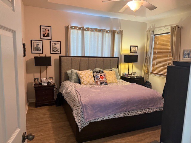 Foto del edificio - 5504 Hampton Oak Pl