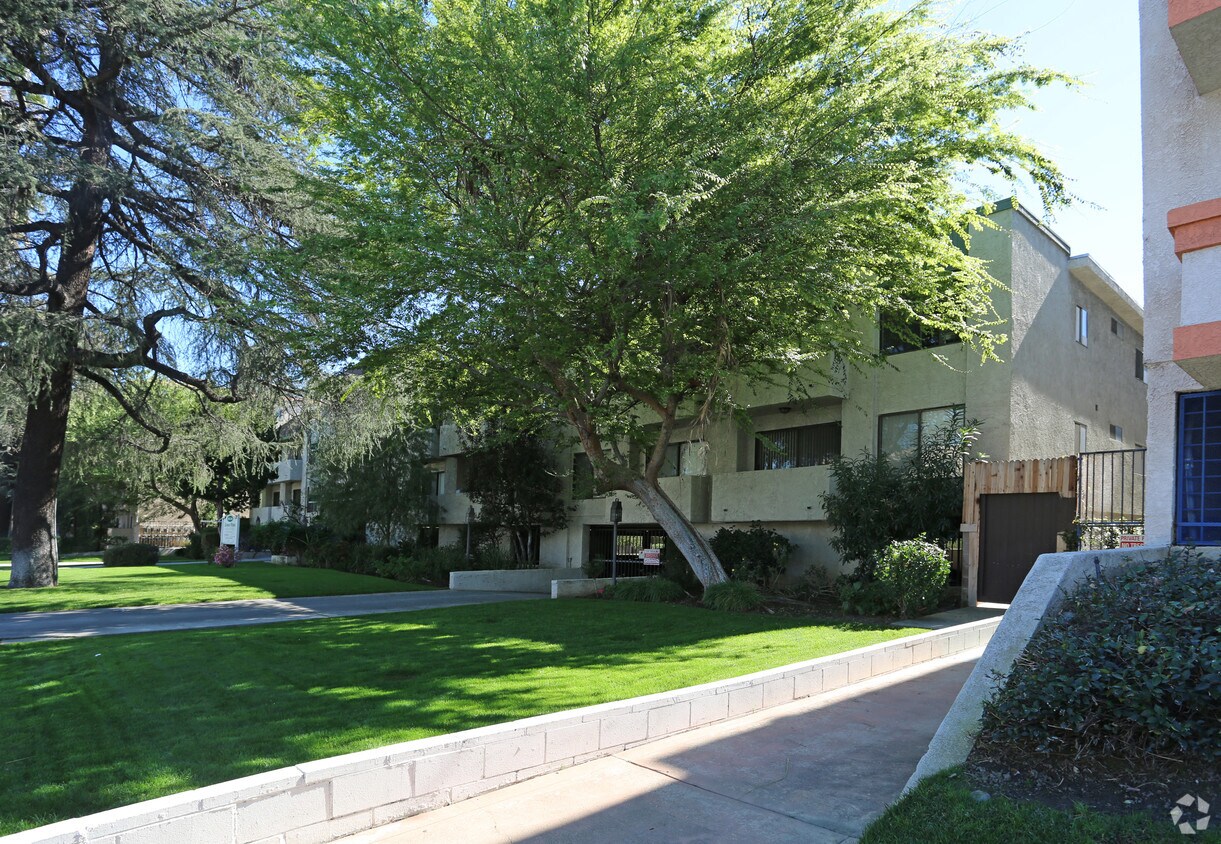 Foto principal - Sherman Manor