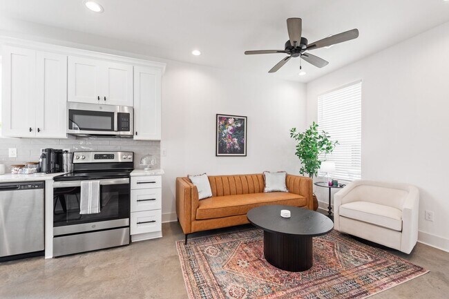 Foto del edificio - 106A Ash Ln