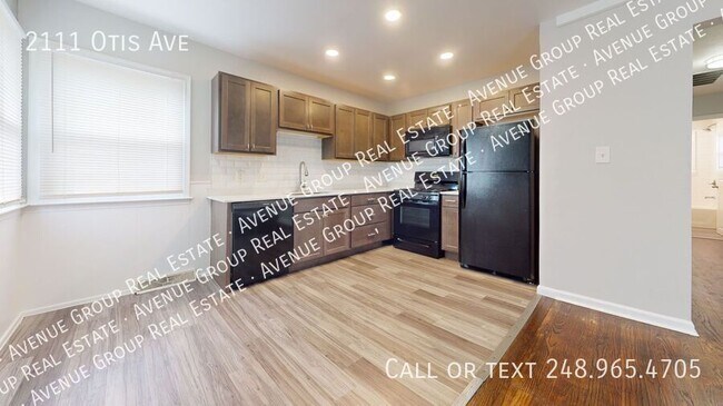Foto del edificio - 2111 Otis Ave